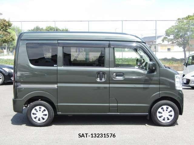 Suzuki EVERY 2022-11 8365821-21