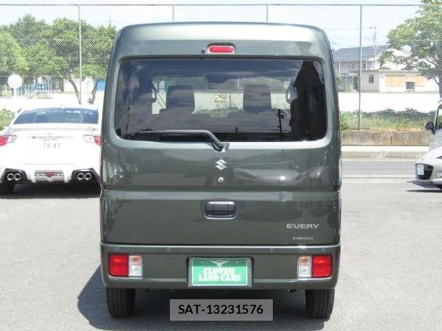 Suzuki EVERY 2022-11 8365821-28