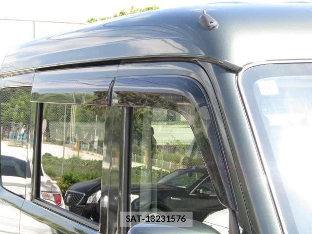 Suzuki EVERY 2022-11 8365821-8