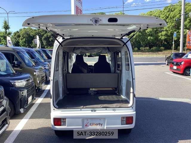 Suzuki EVERY 2021-08 8365822-18