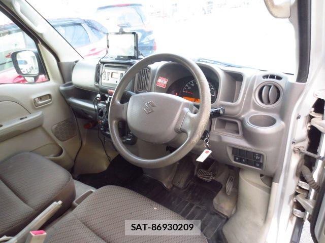 Suzuki EVERY 2016-08 8365831-1