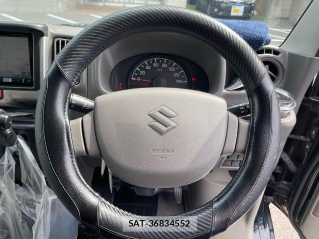 Suzuki EVERY 2017-09 8365835-11