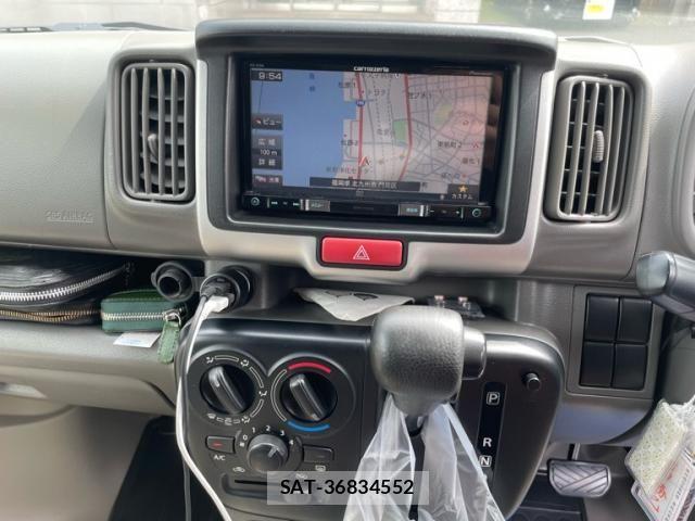 Suzuki EVERY 2017-09 8365835-13