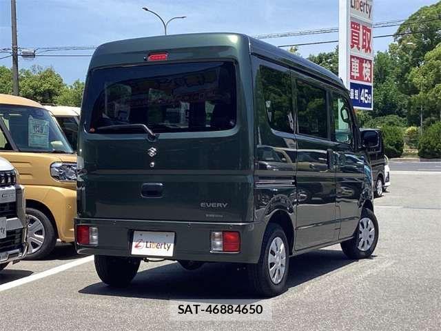 Suzuki EVERY 2024-10 8365811-4