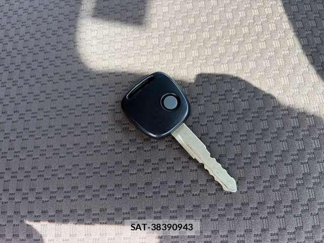 Suzuki EVERY 2018-02 8365829-28
