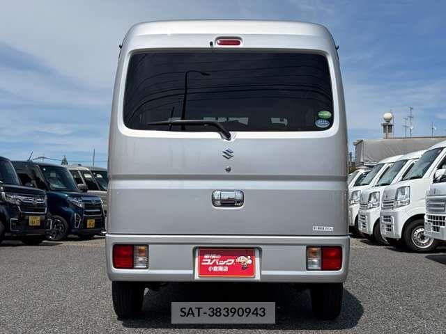 Suzuki EVERY 2018-02 8365829-8