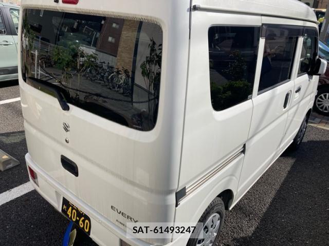 Suzuki EVERY 2022-08 8365823-1