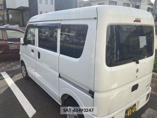 Suzuki EVERY 2022-08 8365823-3