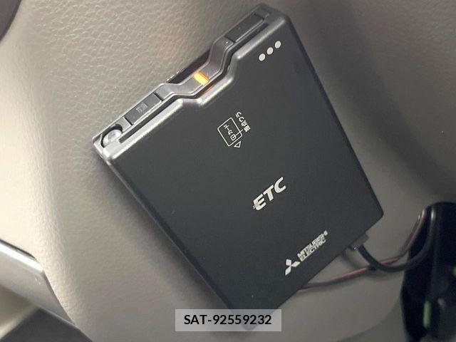 Suzuki EVERY 2023-06 8365820-5