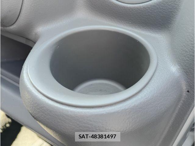Suzuki EVERY 2022-04 8371641-20