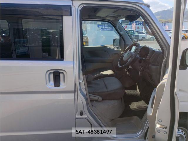 Suzuki EVERY 2022-04 8371641-27