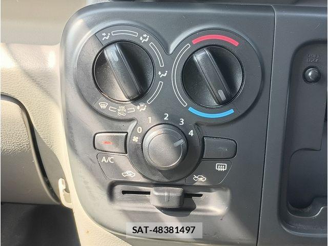 Suzuki EVERY 2022-04 8371641-6