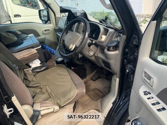 Suzuki EVERY 2019-02 8412310-3