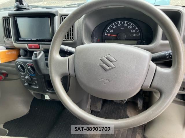 Suzuki EVERY 2016-09 8412304-16