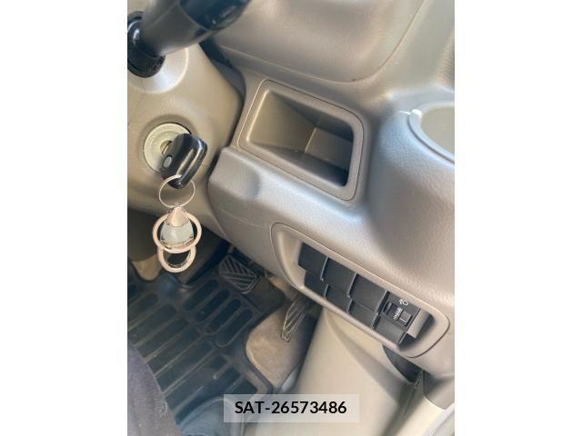 Suzuki EVERY 2015-03 8412315-16