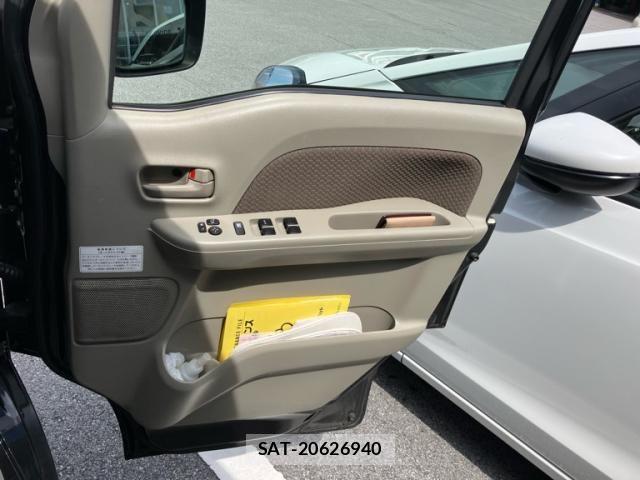 Suzuki EVERY 2018-03 8412309-17