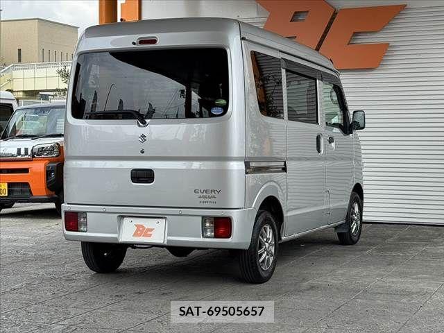Suzuki EVERY 2019-09 8412300-12