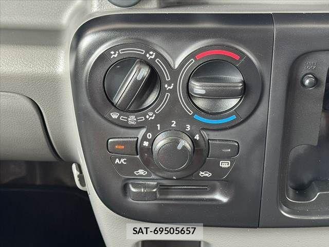 Suzuki EVERY 2019-09 8412300-23