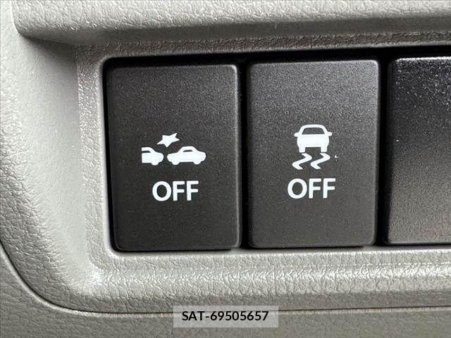 Suzuki EVERY 2019-09 8412300-27
