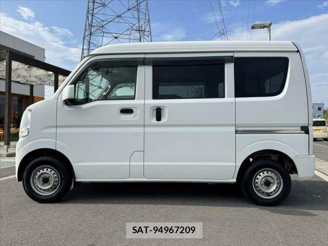 Suzuki EVERY 2017-11 8412307-10