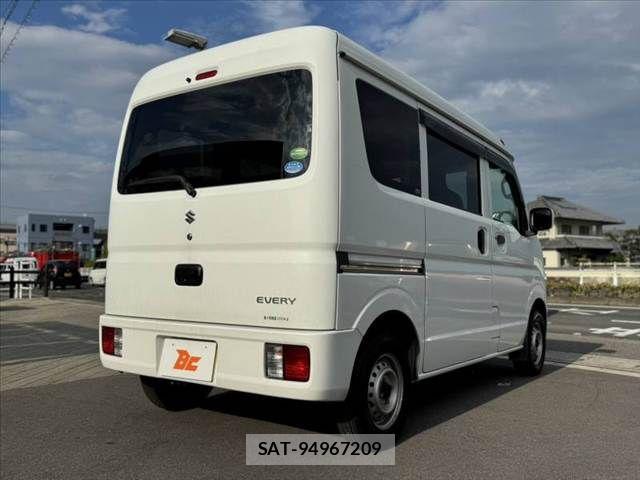Suzuki EVERY 2017-11 8412307-14