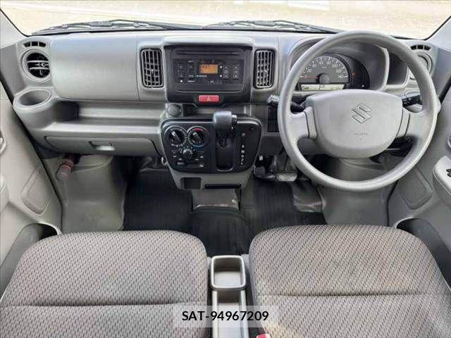 Suzuki EVERY 2017-11 8412307-1