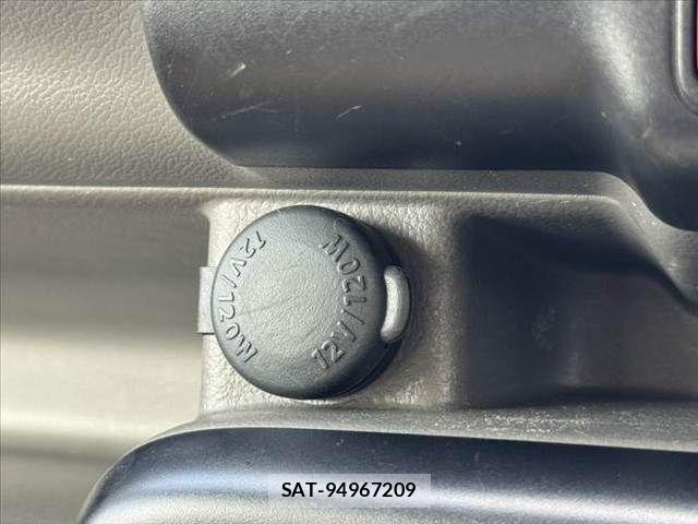 Suzuki EVERY 2017-11 8412307-23
