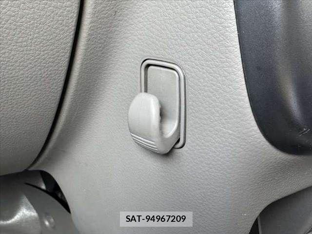 Suzuki EVERY 2017-11 8412307-24