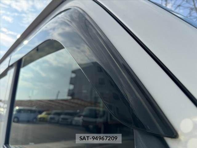 Suzuki EVERY 2017-11 8412307-27
