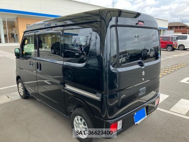 Suzuki EVERY 2017-07 8412305-3