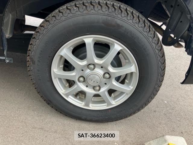 Suzuki EVERY 2017-07 8412305-6