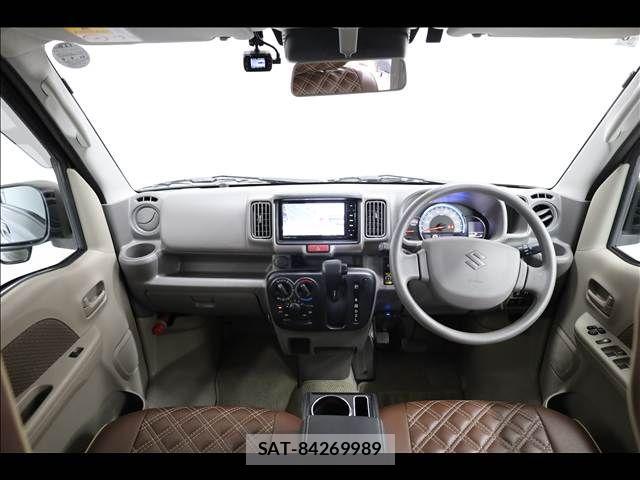 Suzuki EVERY 2020-08 8412295-2