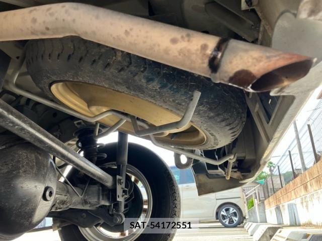 Suzuki EVERY 2015-04 8412324-15