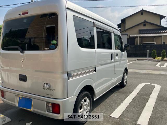 Suzuki EVERY 2015-04 8412324-1