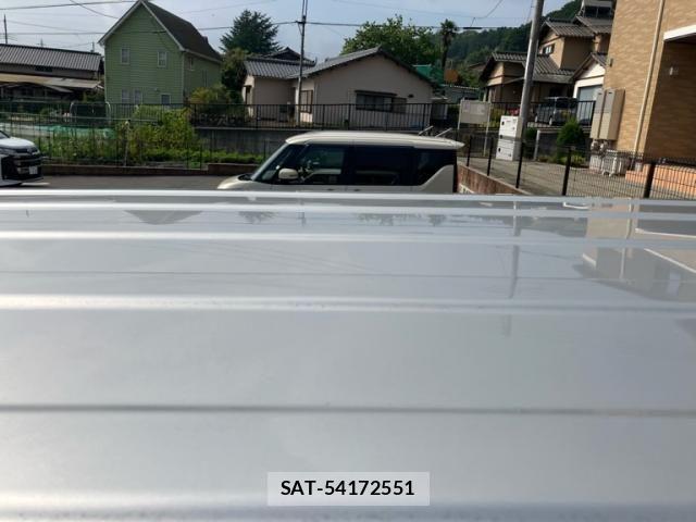 Suzuki EVERY 2015-04 8412324-25