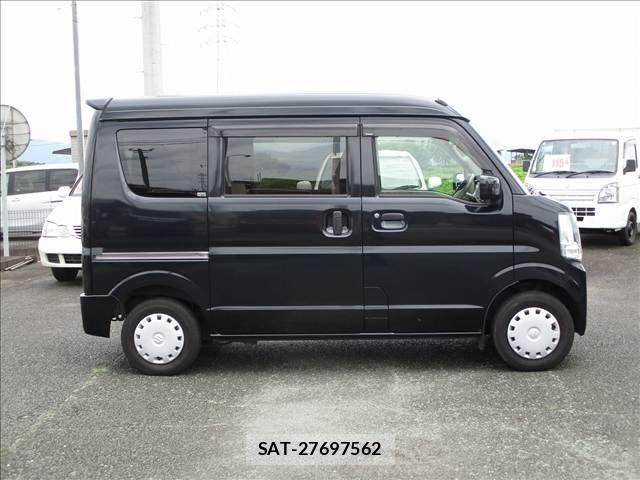Suzuki EVERY 2021-07 8412302-3