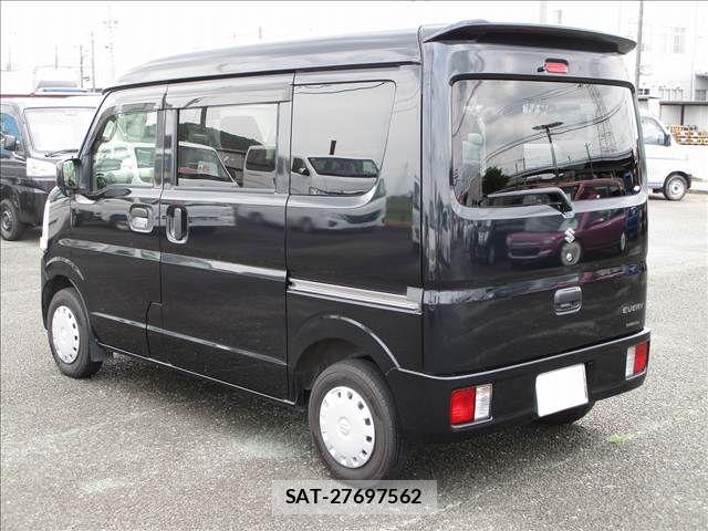 Suzuki EVERY 2021-07 8412302-6