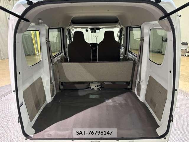 Suzuki EVERY 2020-09 8412301-17
