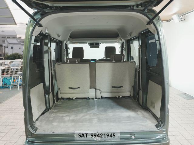 Suzuki EVERY 2023-08 8457443-9