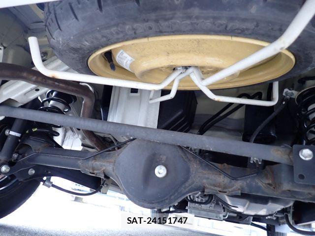 Suzuki EVERY 2022-04 8485374-17
