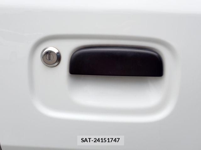 Suzuki EVERY 2022-04 8485374-20