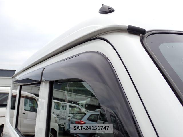 Suzuki EVERY 2022-04 8485374-23