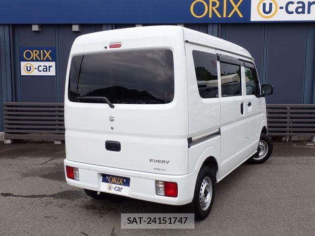 Suzuki EVERY 2022-04 8485374-2