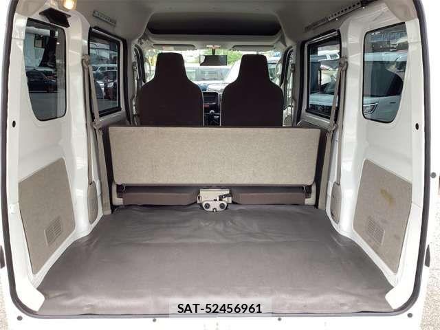 Suzuki EVERY 2020-01 8485375-11