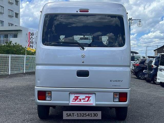Suzuki EVERY 2021-07 8485373-5