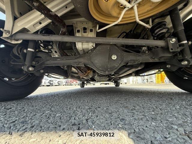 Suzuki EVERY 2022-06 8485372-27