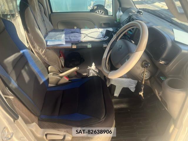 Suzuki EVERY 2015-06 8485378-13