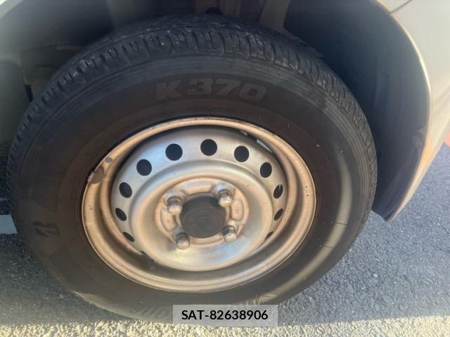 Suzuki EVERY 2015-06 8485378-5