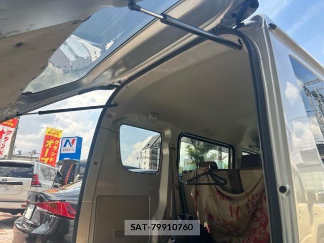 Suzuki EVERY 2017-08 8524820-15