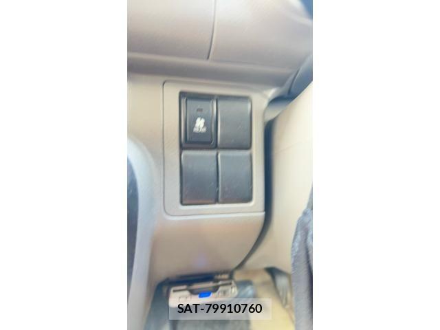 Suzuki EVERY 2017-08 8524820-19